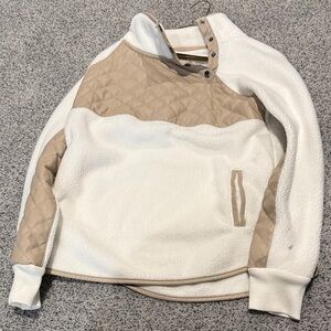 White and Tan Quilted Pullover